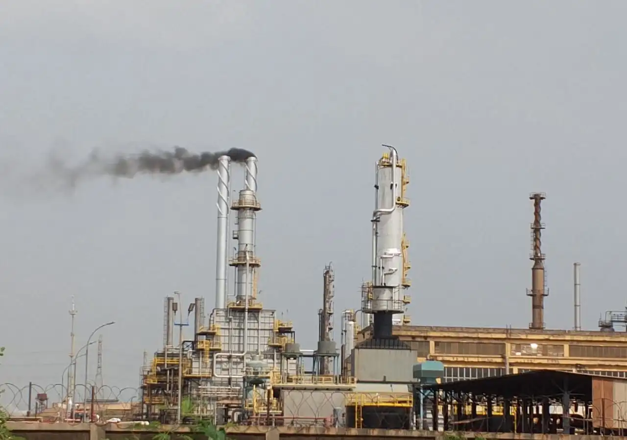 Ghana's Tema refinery hits 28,000 bpd as MD wins recovery award